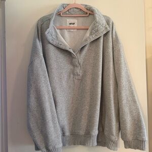 American Eagle Outfitters Light Gray Zip-Up Pullover Sweater
